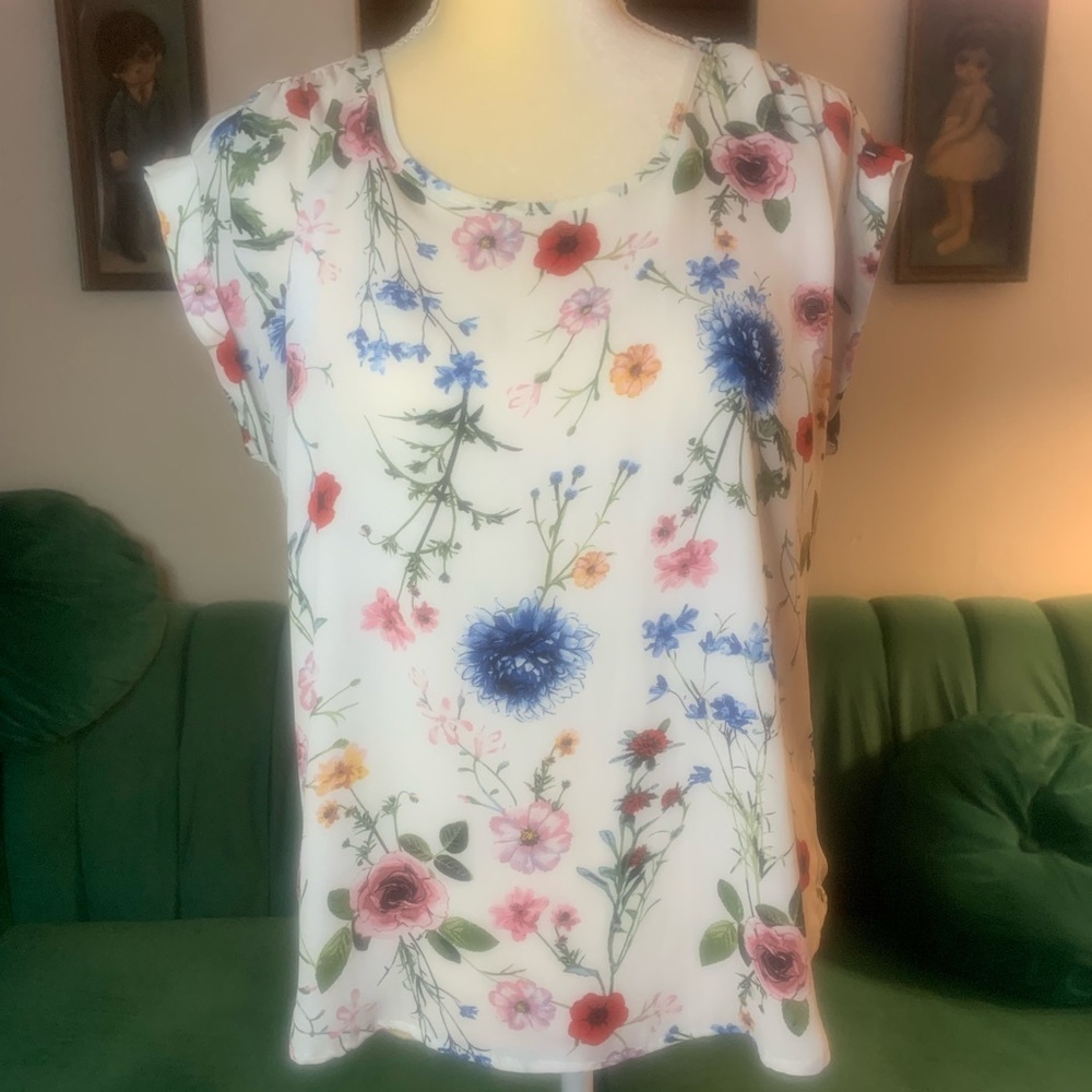 🎩Pink Rose Relaxed Pink and Yellow Blouse